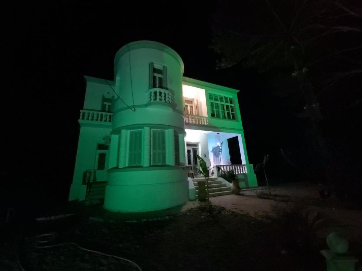Tower Traditional Pool Villa 클레마스티 외부 사진