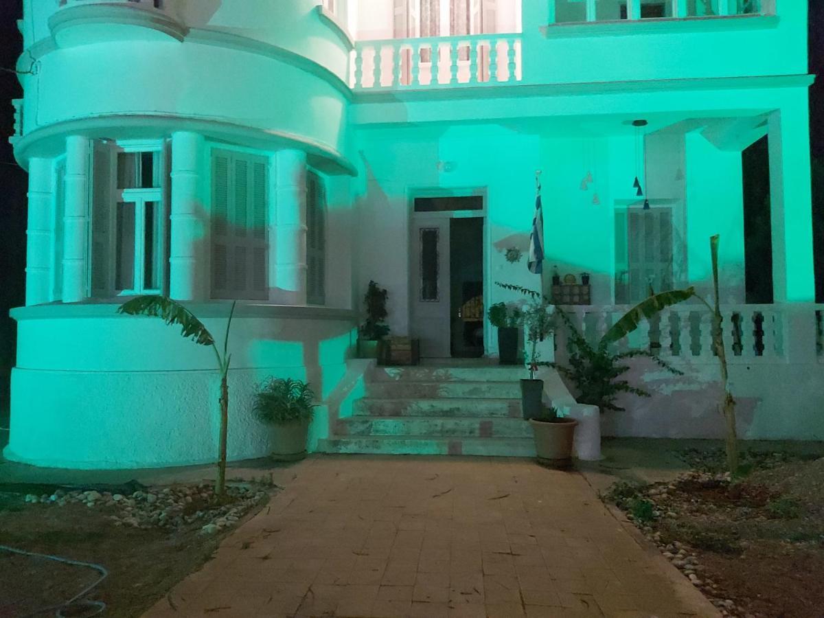 Tower Traditional Pool Villa 클레마스티 외부 사진