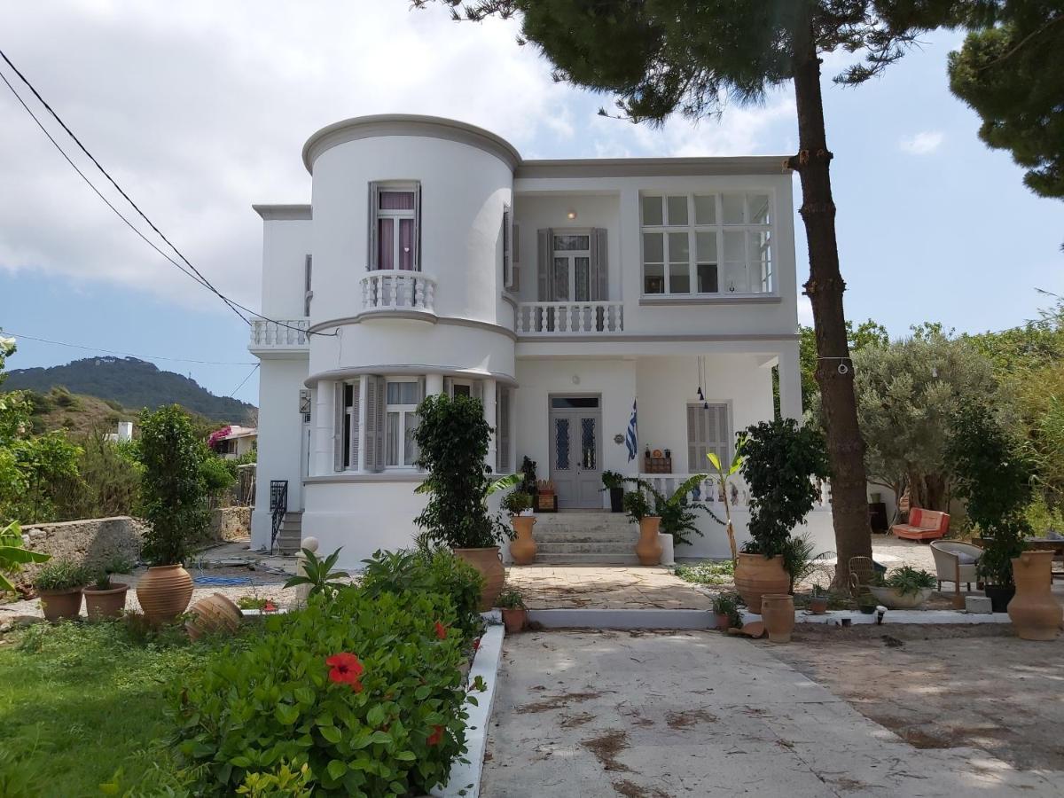 Tower Traditional Pool Villa 클레마스티 외부 사진