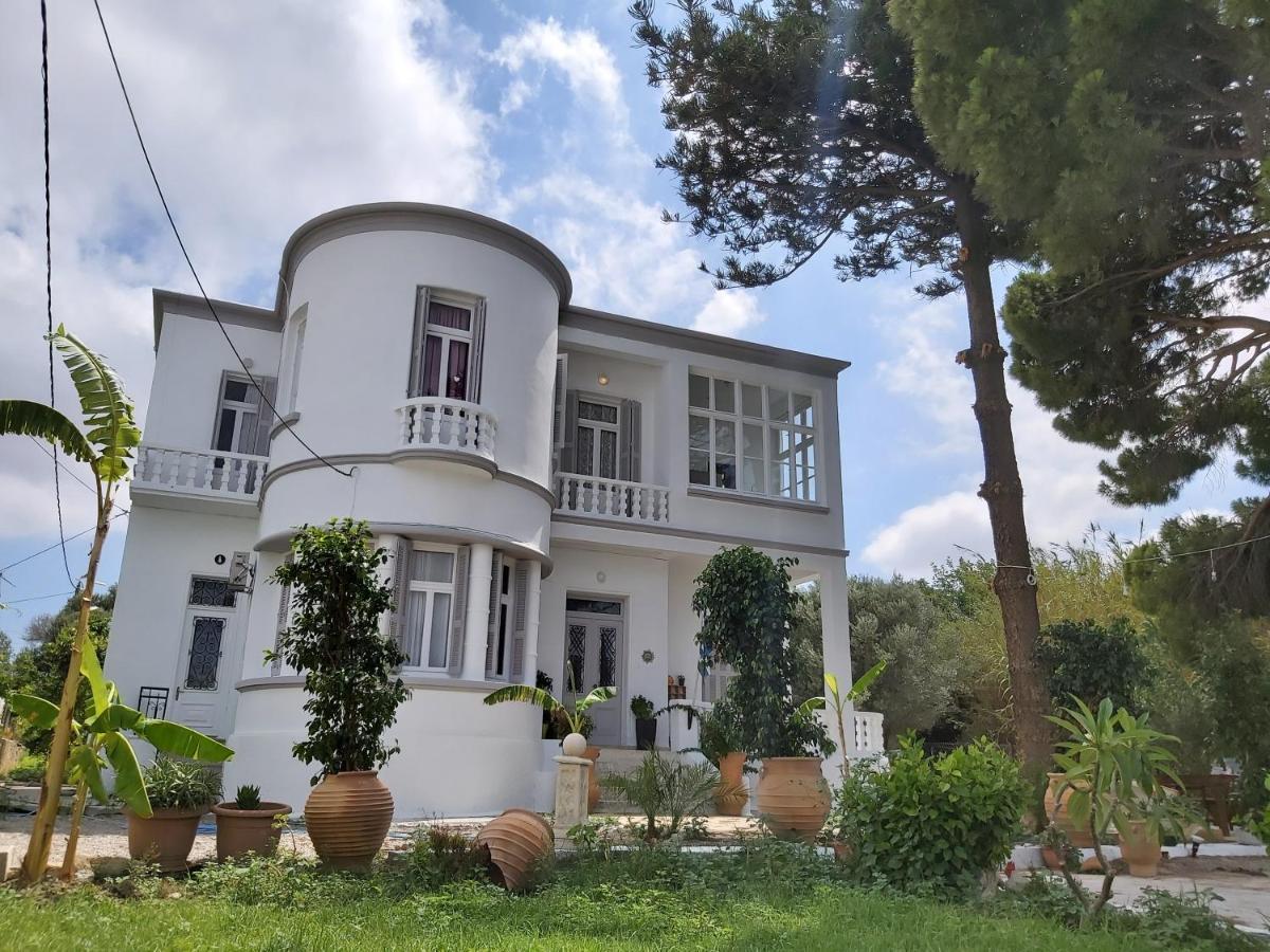 Tower Traditional Pool Villa 클레마스티 외부 사진