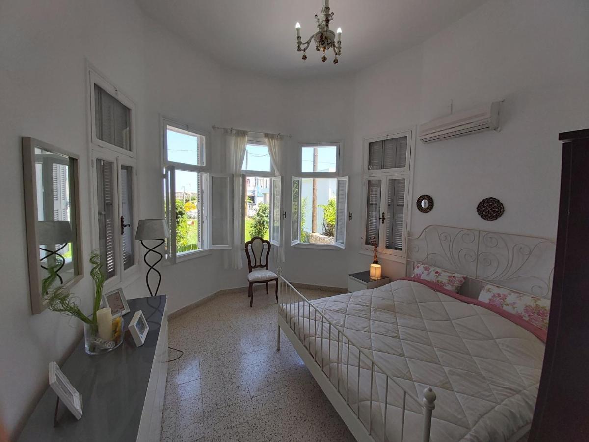 Tower Traditional Pool Villa 클레마스티 외부 사진