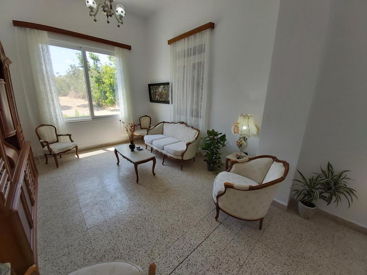 Tower Traditional Pool Villa 클레마스티 외부 사진