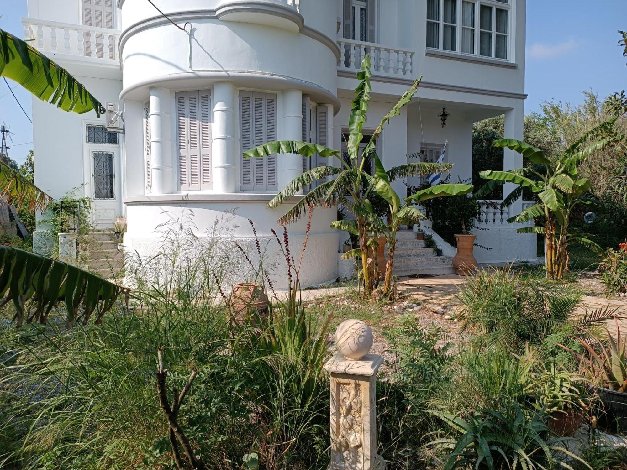 Tower Traditional Pool Villa 클레마스티 외부 사진